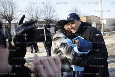 Gdynia Oksywie. Port Wojenny. ORP Bielik wraca z Morza...