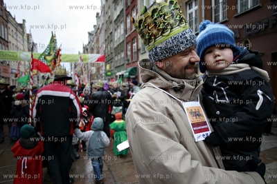 Orszak trzech kroli przeszedl ulicami Gdanska.
06.01.2012
fot....
