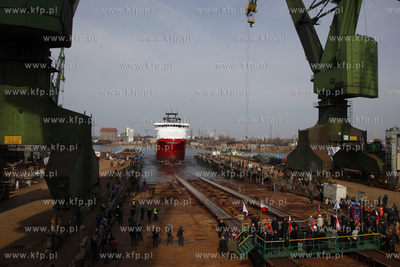 Gdanski oddzial Stoczni Nauta S.A.. Wodowanie kadlubu...