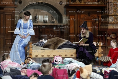 Gdańsk.  Drzemka w ramacha dni spania w miejscach...