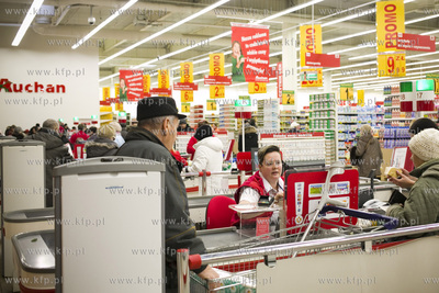 Oficjalne otwarcie hipermarketu Auchan przy ul. Kołobrzeskiej...