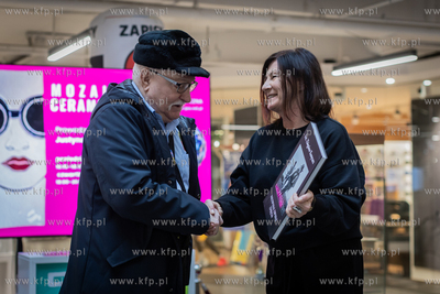 Centrum Handlowe Manhattan. Premiera albumu "Fot. Zbigniew...