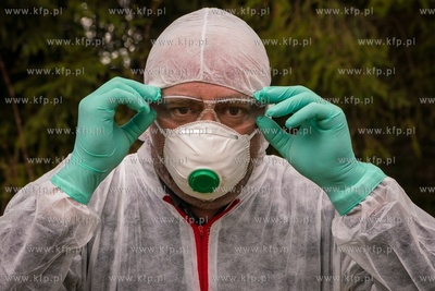 Gdańsk. Ochrona przed koronawirusem. Zdjęcie ilustracyjne....