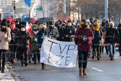 Spacer Piekło Kobiet- Piekło Mediów Narodowych spod...