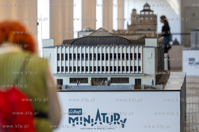 Muzeum Emigracji w Gdyni. Wystawa czasowa "Gdynia,...