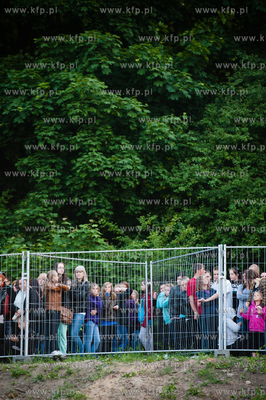 Gdansk. Otwarta dla publicznosci Strefa Kibica na Placu...