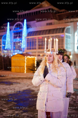 Sopot. Plac Przyjaciol Sopotu. Tradycyjny Orszak sw....