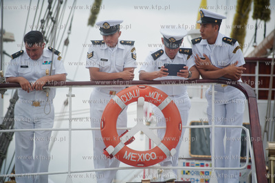 Gdynia. Wizyta prezydenta miasta Gdyni Wojciecha Szczurka...
