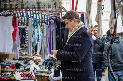Gdansk. Targowisko - Rynek Elblaska. Spotkanie kandydata...