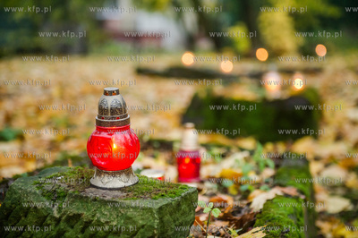 Gdańsk. Dzień Wszystkich Świętych. Nz były Cmentarz...