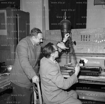 Ciemnia fotograficzna. 1965 00004479Z Fot. Zbigniew...