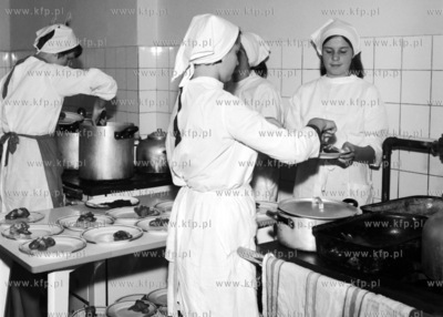 Stolowka w Technikum Gospodarczym w Gdyni.
20.09.1967
0001026z_wrzesien1967
Fot....