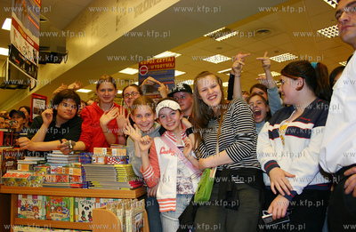 Salon EMPiKu Megastore w Gdansku przezyl 19 maja oblezenie...