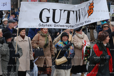 Gdynskie urodziny Niepodlelej. Nz. Parada niepodleglosci...