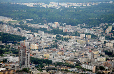 Gdynia z lotu ptaka. Nz. Centrum miasta
18.07.2007
Fot....