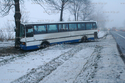 Okolo godziny 7.15 w Kazimierzowie na drodze krajowej...