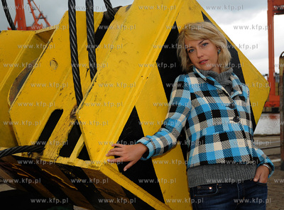 Sesja zdjeciowa aktorki Magdy Waligorskiej na terenie...