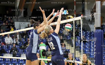 Sopot  Hala 100 lecia. Mecz play off pomiedzy siatkarkami...