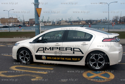 Gdynia. Skwer Kosciuszki. Prezentacja samochodu nowej...