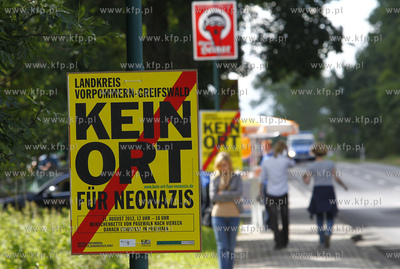 Niemcy. Manifestacja mieszkancow Pasewalku i okolicznych...