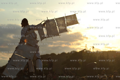 XIII edycja Festiwalu Teatrow Ulicznych FETA. FETA...