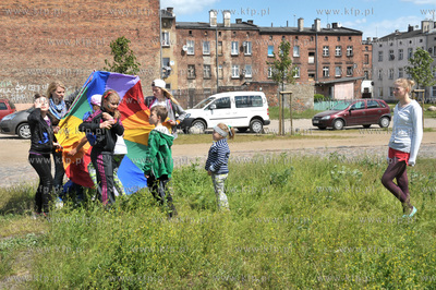 Gdansk Orunia. Akcji malowania scian tunelu na ul....