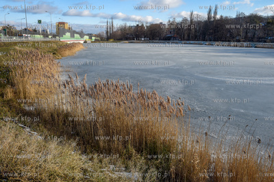 Zamarznięty zbiornik retencyjny Srebrniki. 04.02.2019...
