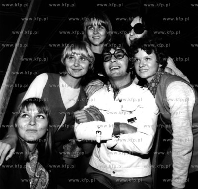 Festiwal Piosenki w Sopocie, zespol Partita fotofrafuje...