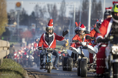 Gdańsk. Mikołaje na motocyklach po raz 17. przejechali...
