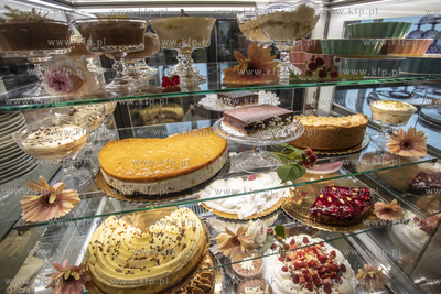 Sopot. Plac Zdrojowy. Ponowne otwarcie pijalni wód...