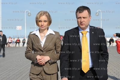 Briefing prezydenta Sopotu Jacka Karnowskiego na molo...