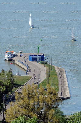 Frombork. Port rybacki na Zalewie Wislanym, widok z...