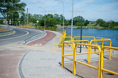 Oddany do uzytku most zwodzony nad Sluza Poludniowa...