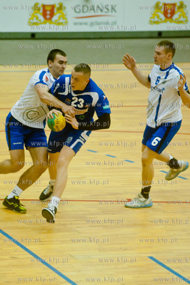 Hala AWFiS Gdansk. Mecz pilki recznej I ligi. Wybrzeze...