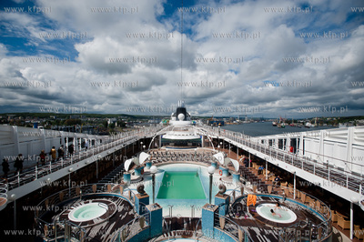 Port w Gdyni. Nabrzeze Francuskie. Wizyta wycieczkowca...