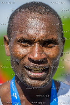 Plac Dwoch Miast. PKO Polmaraton Sopot 2015.
Nz zwyciezca...