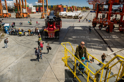 Dzien otwarty Baltyckiego Terminala Kontenerowego w...