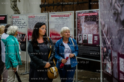 Gdańsk. Bazylika Mariacka. Pierwsza prezentacja wystawy...