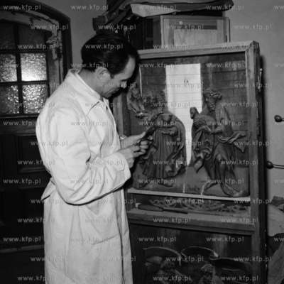 W pracowni konserwacji zabytków w Gdańsku.
1959
0008523z
Fot....