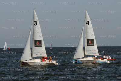Przystan Jachtowa Marina Gdynia. IV Targi Sportow Wodnych...