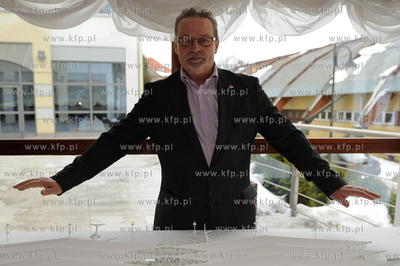 Sopot. Hotel Haffner. Podpisanie umowy na budowe nowego...