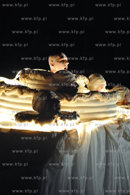 FETA XIV Miedzynarodowy Festiwal Teatrow Plenerowych...