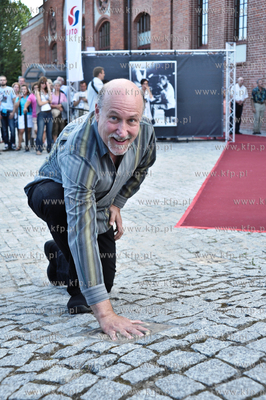 Uroczyste odsloniecie dloni artystow widowiska jazzowego...