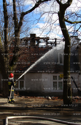 Pozar domu przy ulicy Trugutta 87 w Gdansku - Wrzeszczu....
