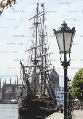 Gdansk. HMS Bounty, replika XVIII wiecznego zaglowca...