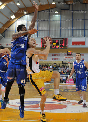 Hala 100 lecia Sopotu. Sopot. Mecz kszykowki Trefl...