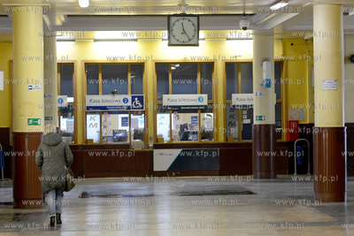 Z powodu stanu epidemii koronawirusa COVID-19 opustoszaly...