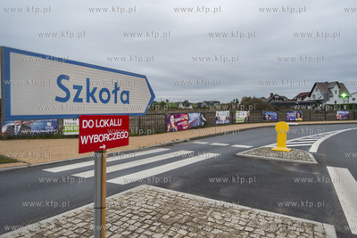Kielno. Plakaty wyborcze. 13.10.2019 Fot. Anna Bobrowska...