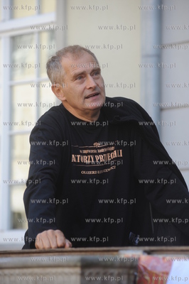 Happening pt "Aktorzy Przyjechali" z okazji wmurowania...