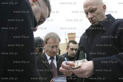 Licytacja samochodow nalezacych do kurii biskupiej...